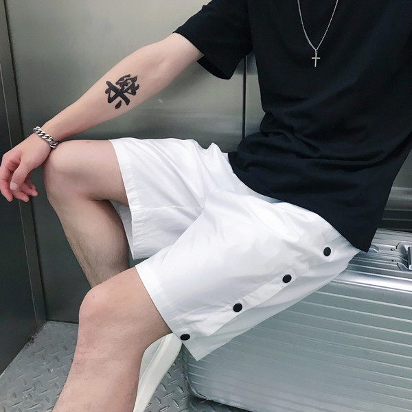 Pantaloni de vara cu nasturi