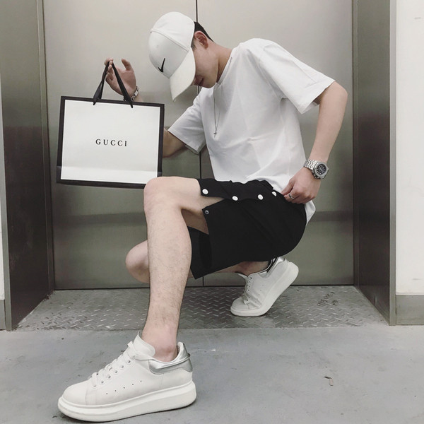 Pantaloni de vara cu nasturi