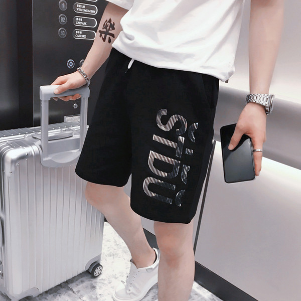 Új modell rövidnadrág nyomtatással