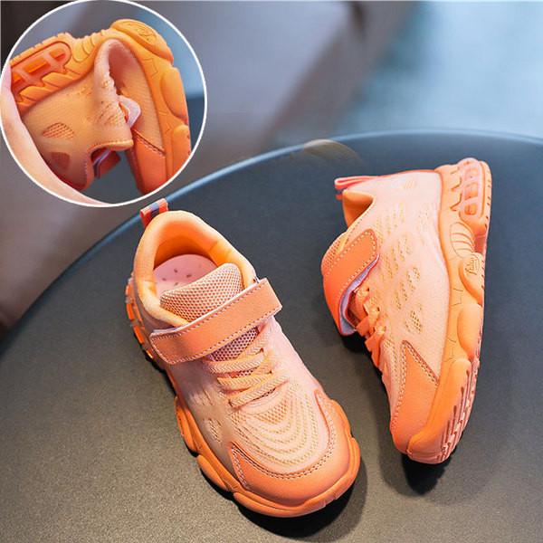 Ikdienas bērnu kedas vienkāršs modelis ar uzlīmēm un saitēm