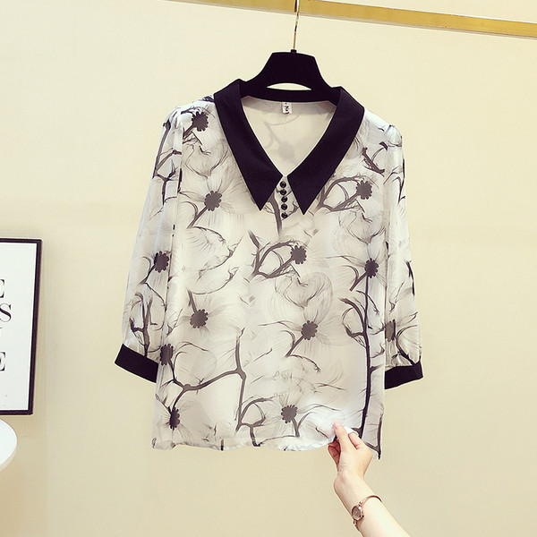 Moderns sieviešu krekls ar ziedu rakstu, garām piedurknēm un špica kakla izgriezumu