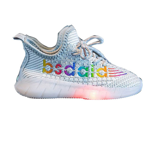 Alkalmi, fényes gyerekcipő nyakkendővel lányoknak