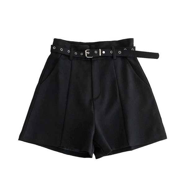 Naiste lühikeste pükste uus mudel vöö ja taskutega