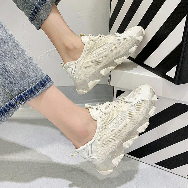 Sieviešu ikdienas kedas ar 4 cm platformu