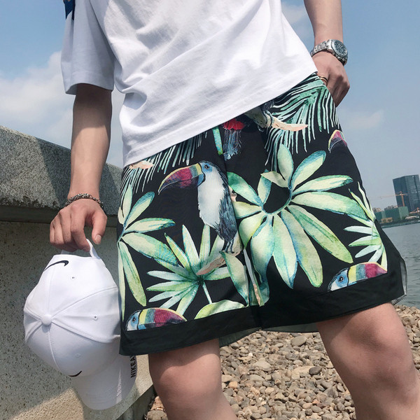 Alkalmi rövidnadrág virágmintával