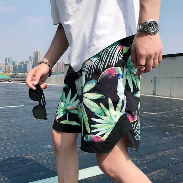 Alkalmi rövidnadrág virágmintával