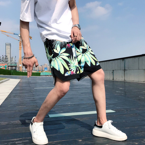 Alkalmi rövidnadrág virágmintával