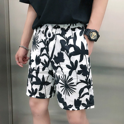 Lillemustri ja taskutega suvepüksid