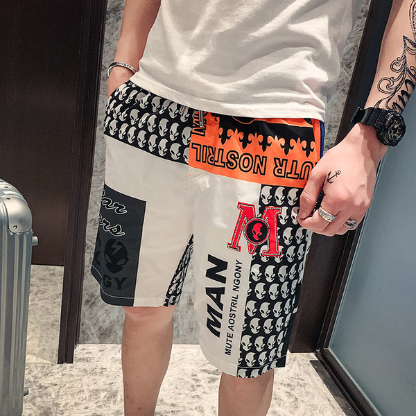 Mustrilise mustriga meeste 3/4 püksid