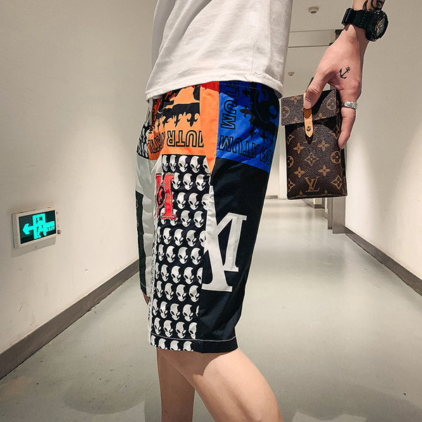 Mustrilise mustriga meeste 3/4 püksid