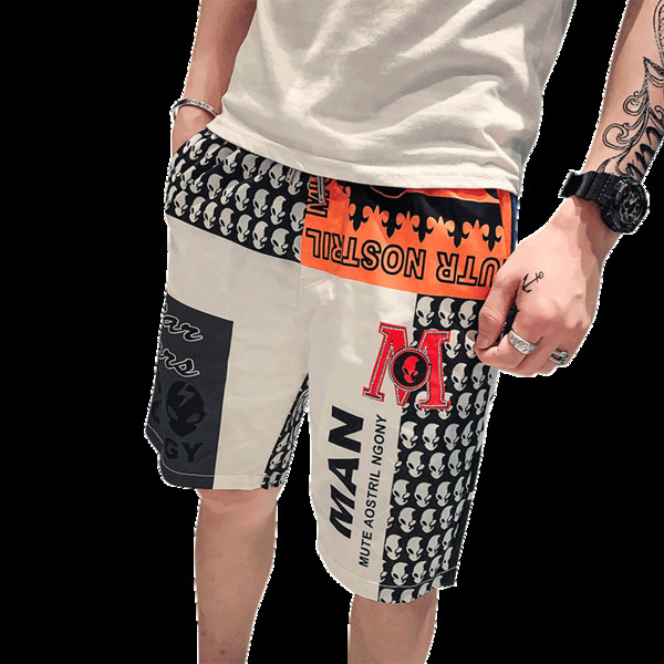 Mustrilise mustriga meeste 3/4 püksid