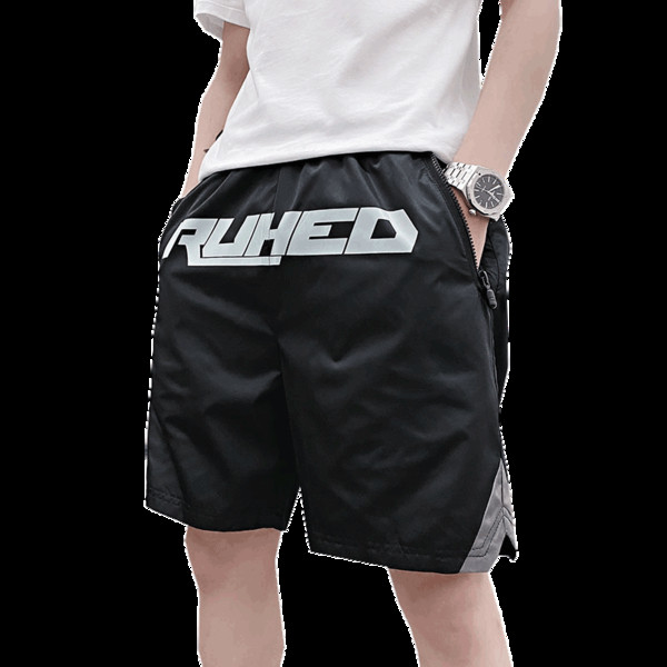 Férfi 3/4-es fekete színű, feliratos nadrág