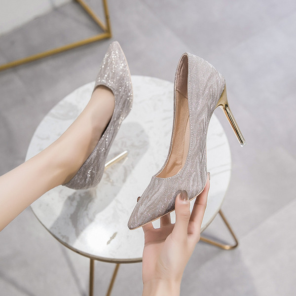 Naiste stiilsed kingad ja õhuke 7 cm konts