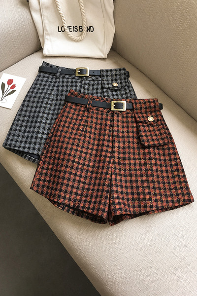 Uus mudel naiste ruudulised lühikesed püksid koos vööga
