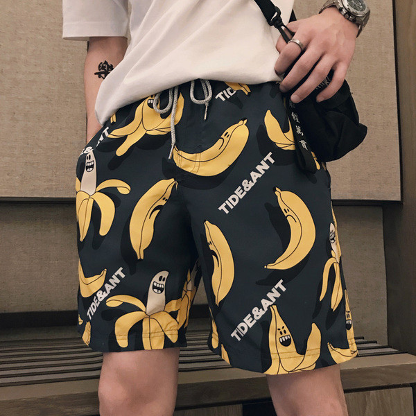 Nyári férfi rövidnadrág banánmintával