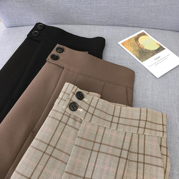 Női kockás rövidnadrág - magas derék