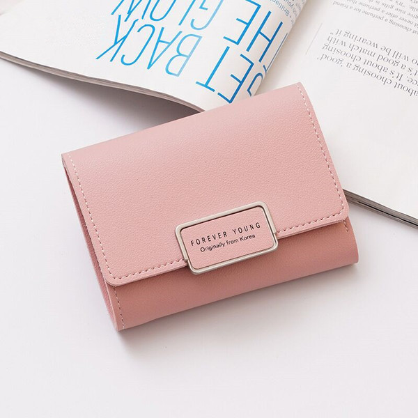 Mazs sieviešu ādas maciņš ar metāla aizdari