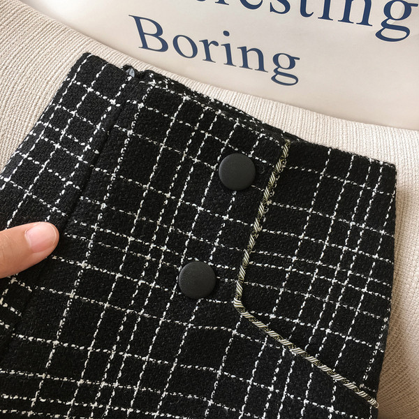 Női kockás rövidnadrág magas derékkal