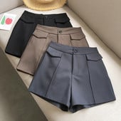 Modern női rövidnadrág - magas derék