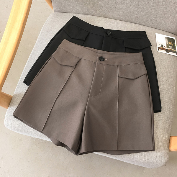 Modern női rövidnadrág - magas derék