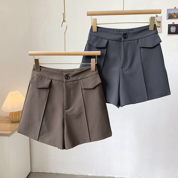 Modern női rövidnadrág - magas derék