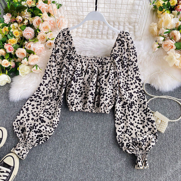 Női alkalmi rövid ing négyzet alakú nyakkivágással és elasztikus derékkal