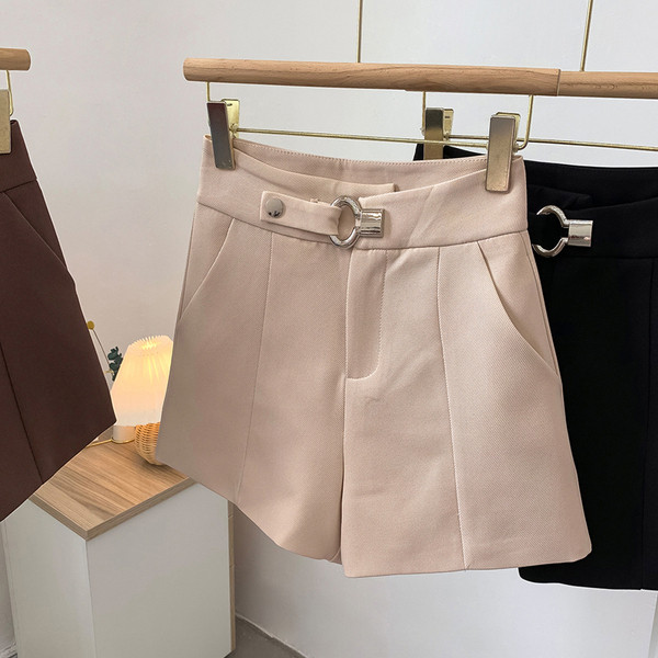 Új modell női rövidnadrág fém rögzítéssel