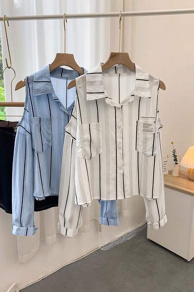 Modern női ing zsebekkel és kivágásokkal