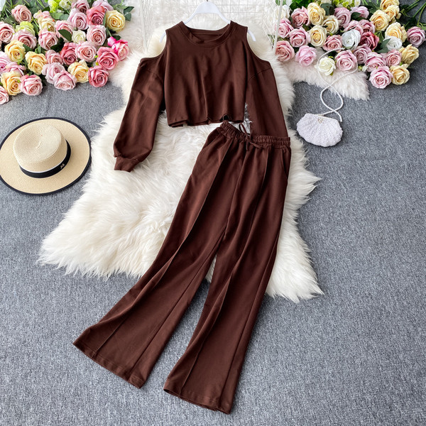 Két részből álló női napi szett csupasz váll