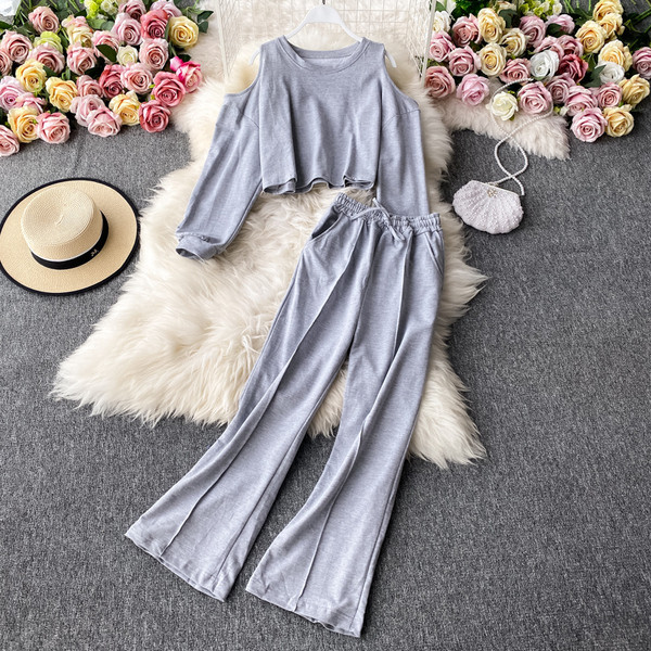 Két részből álló női napi szett csupasz váll