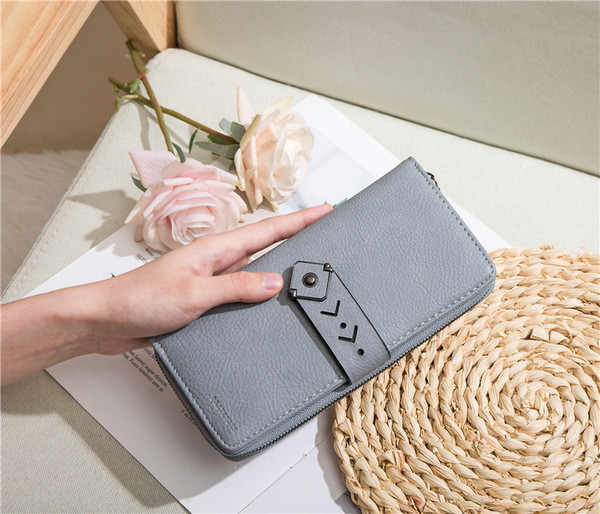 Naiste metallist kinnitusega rahakott - ökonahk