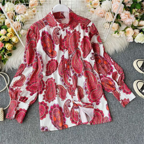 Piros színben két részből álló női napi szett