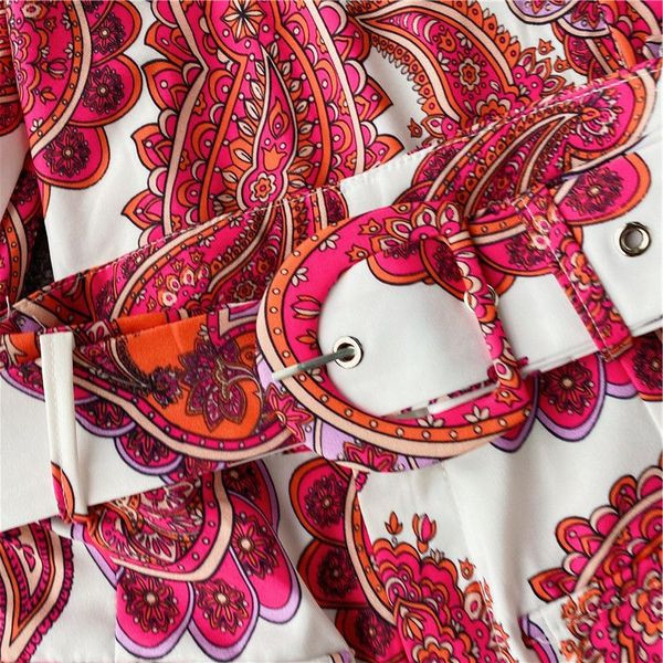 Piros színben két részből álló női napi szett