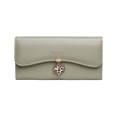 Nahast naiste rahakott südamekaunistusega