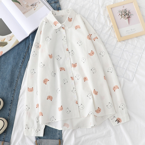 Klassikalise krae ja valge aplikatsiooniga vabaaja naiste särk