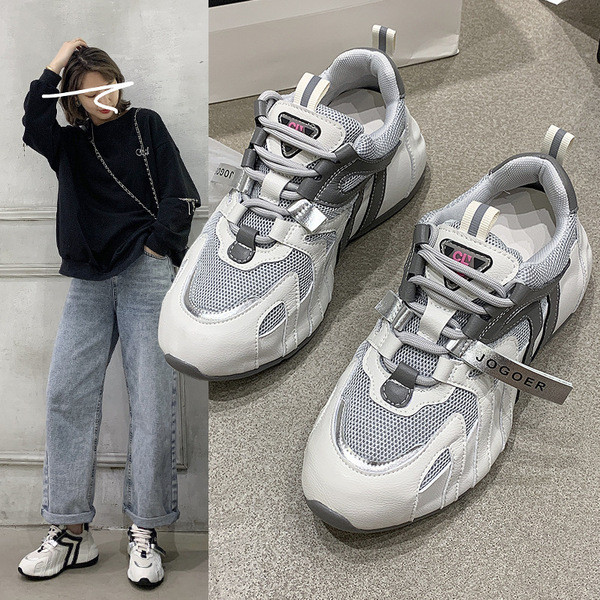 Νέο μοντέλο φθινοπωρινά αθλητικά παπούτσια με κορδόνια