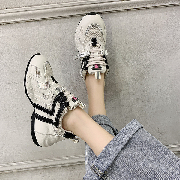 Νέο μοντέλο φθινοπωρινά αθλητικά παπούτσια με κορδόνια