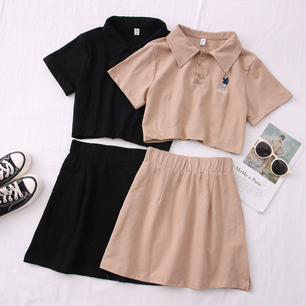 Naiste vabaaja komplekt kahest osast lühikesed püksid + pluus