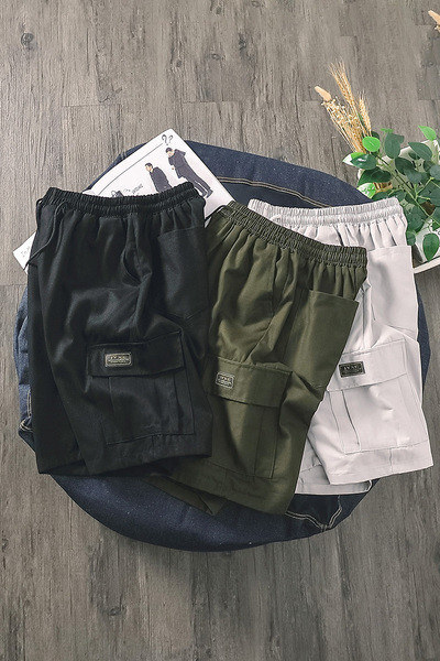 Nyári férfi nadrág széles modell oldalzsebekkel