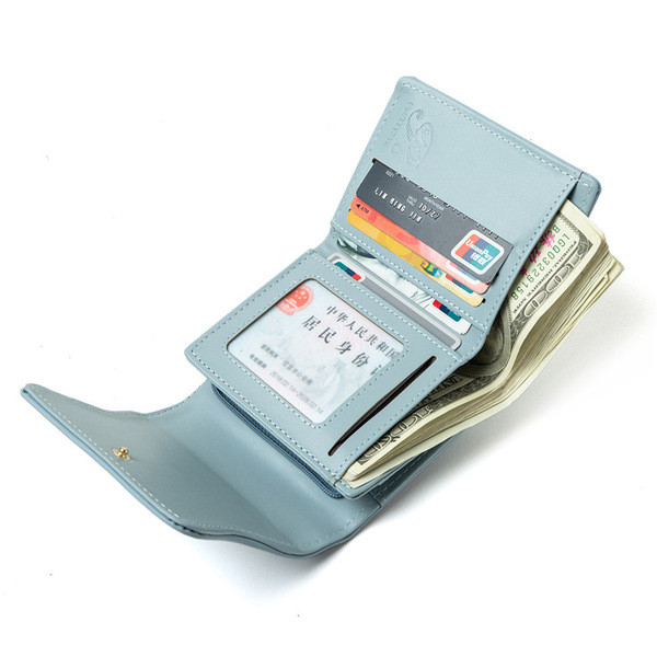 Naiste väike rahakott metallist kinnitusega - ökonahk