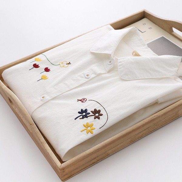 Camasa moderna de dama model uni cu broderie si maneci lungi