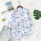 Moodne naiste särk 3/4 varrukate ja nööpidega