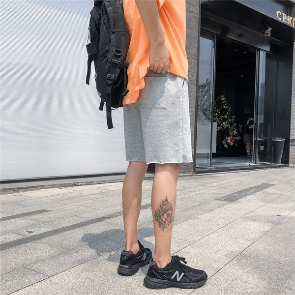 Pantaloni casual 3/4 model lat