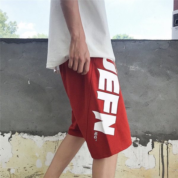 Feliratos sport- és alkalmi rövidnadrág
