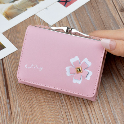 Sieviešu mazais maks ar 3D elementu un monētu kabatu