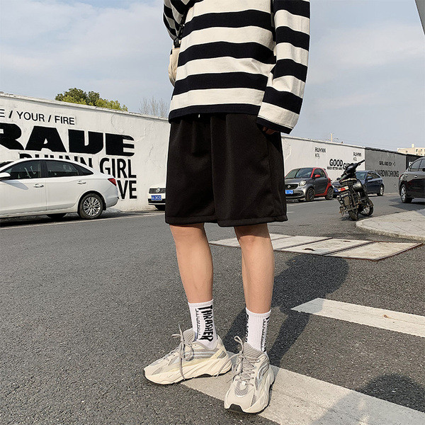 Καλοκαιρινό παντελόνι 3/4 κατάλληλο για σπορ