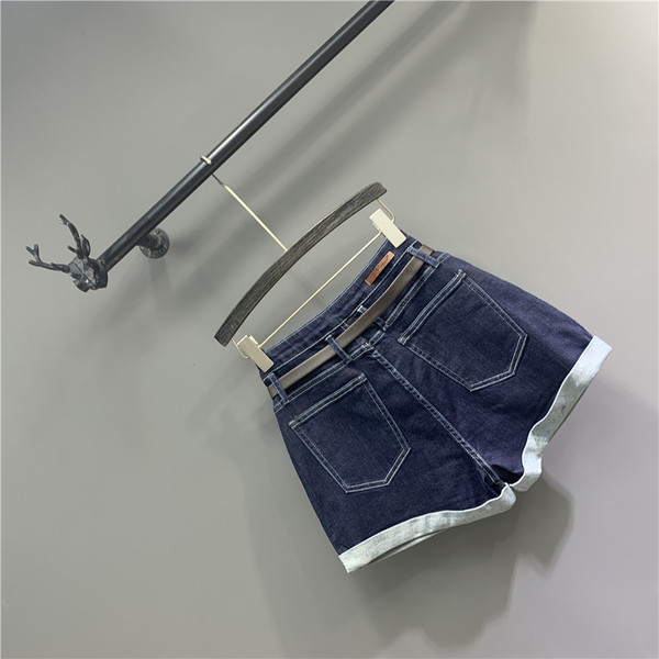 Uus vööga lühikeste pükste mudel - sinine