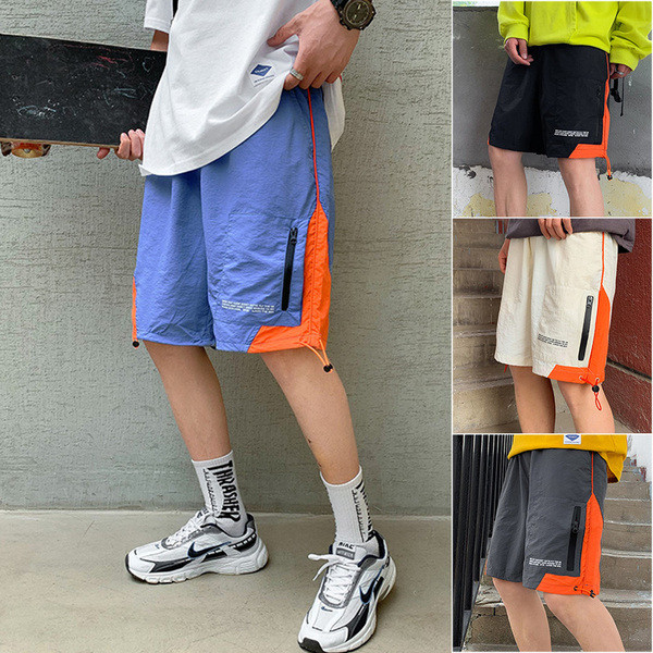 Lühikesed lukuga ja lipsudega lühikesed püksid