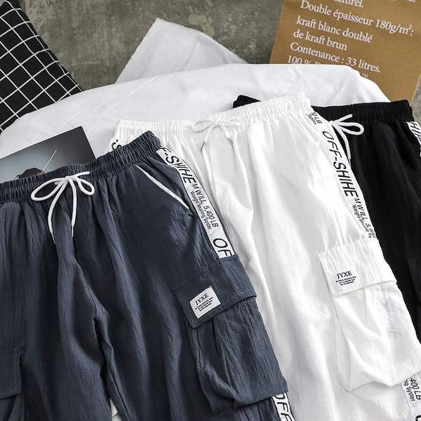 Nyári rövidnadrág szegéllyel és zsebekkel