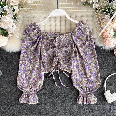 Lillemustri ja lipsudega vabaaja naiste särk